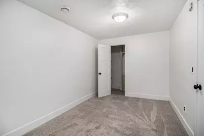 257 Catherine Avenue, Muskegon, MI 49442 - Photo 11