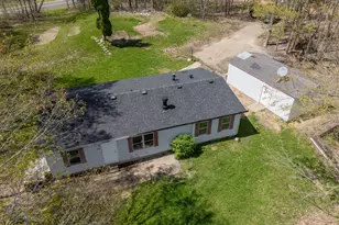 45717 64th Ave, Paw Paw, MI 49079 - Photo 17