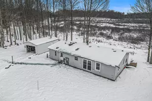 45717 64th Ave, Paw Paw, MI 49079 - Photo 1