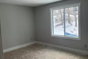 1355 Adams Ave, Muskegon, MI 49442 - Photo 7