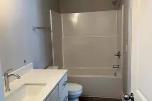 1355 Adams Ave, Muskegon, MI 49442 - Photo 13