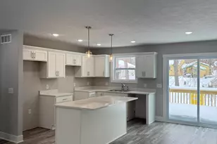 1355 Adams Ave, Muskegon, MI 49442 - Photo 3