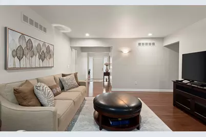 5592 N Adams Way, Bloomfield Hills, MI 48302 - Photo 9