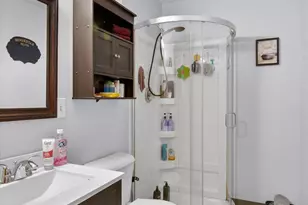 908 Springcrest Blvd, Jackson, MI 49203 - Photo 15