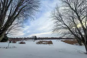 566 S Blue Creek Rd, Benton Harbor, MI 49022 - Photo 27