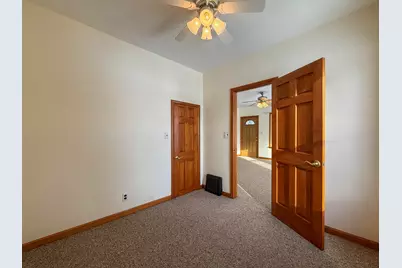 566 S Blue Creek Road, Benton Harbor, MI 49022 - Photo 13