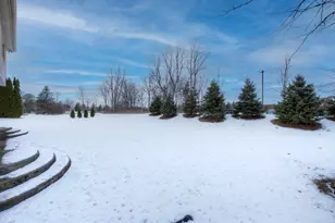 45246 Gerald Ct, Canton, MI 48188 - Photo 5