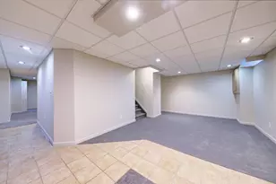 45246 Gerald Ct, Canton, MI 48188 - Photo 57