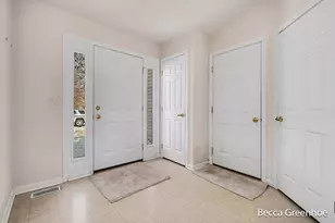 1785 Sanderling Ct NE, Grand Rapids, MI 49505 - Photo 3