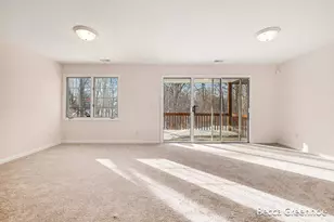 1785 Sanderling Ct NE, Grand Rapids, MI 49505 - Photo 17