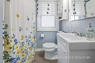 922 Lake Michigan Dr NW, Grand Rapids, MI 49504 - Photo 21