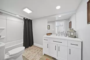 319 W North St, Jackson, MI 49202 - Photo 17