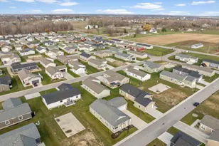 5221 Hollow Ln, Holland, MI 49423 - Photo 27