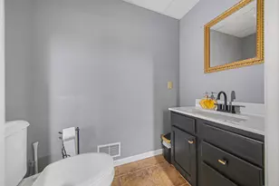 2000 Evergreen Trail, Jackson, MI 49203 - Photo 37