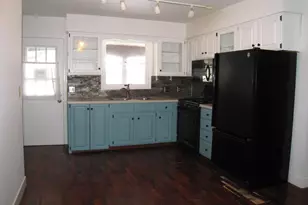 245 Bona Vista Dr NW, Grand Rapids, MI 49504 - Photo 3