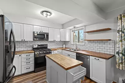 52411 Washington Street, New Baltimore, MI 48047 - Photo 9