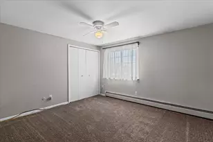 52411 Washington St, New Baltimore, MI 48047 - Photo 23