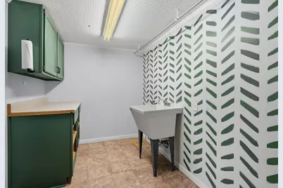 205 Wahwahtaysee Way, Battle Creek, MI 49015 - Photo 27