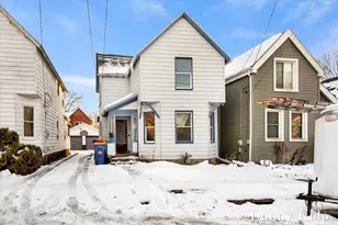1036 Logan St SE, Grand Rapids, MI 49506 - Photo 3