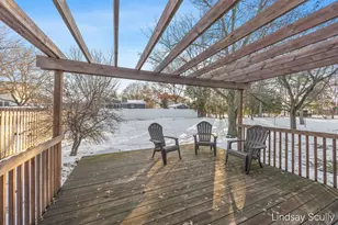 1830 Lockmere Dr SE, Kentwood, MI 49508 - Photo 45