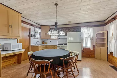 5547 Pleasant Avenue, Hudsonville, MI 49426 - Photo 3