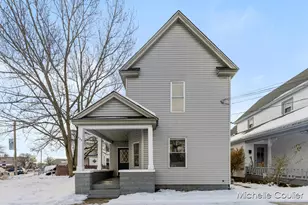 820 5th St NW, Grand Rapids, MI 49504 - Photo 1