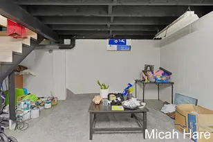 1393 Katrina Dr SE, Grand Rapids, MI 49508 - Photo 13