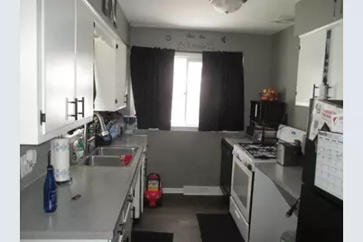 865 Carrier Creek Boulevard NE, Grand Rapids, MI 49503 - Photo 3