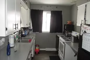 865 Carrier Creek Blvd NE, Grand Rapids, MI 49503 - Photo 3