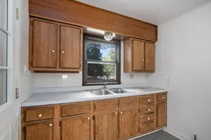 205 Pleasant St, Hartford, MI 49057 - Photo 9