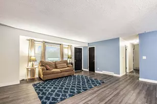 1115 Marshlyn Dr, Niles, MI 49120 - Photo 5