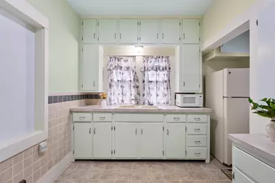 27 Phelps Avenue, Battle Creek, MI 49015 - Photo 9