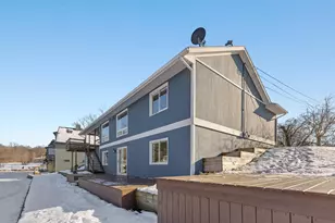 10273 Burgundy Blvd, Dimondale, MI 48821 - Photo 17