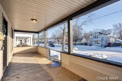 262 W Forest Avenue, Muskegon, MI 49441 - Photo 5