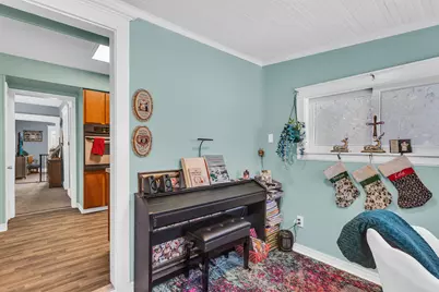 310 W Barnes Avenue, Lansing, MI 48910 - Photo 19