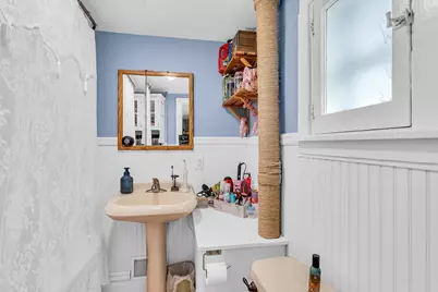 310 W Barnes Avenue, Lansing, MI 48910 - Photo 27