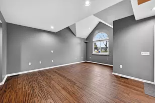 4125 Rural St, Waterford, MI 48329 - Photo 11