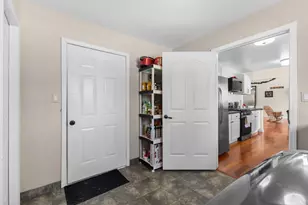 39340 Hamon St, Harrison Township, MI 48045 - Photo 23