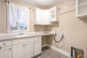 920 W Savidge St, Spring Lake, MI 49456 - Photo 21