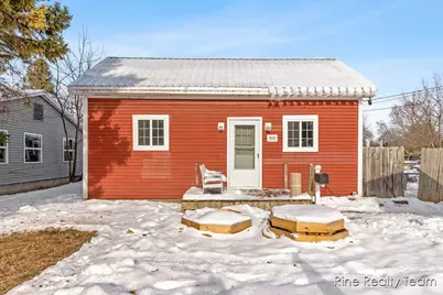 1510 W Stewart Street, Owosso, MI 48867 - Photo 1