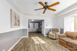 1510 W Stewart St, Owosso, MI 48867 - Photo 5