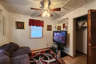 415 S Densmore St, Muskegon, MI 49442 - Photo 7