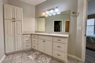 2268 NW Pin Oak Ct NW, Grand Rapids, MI 49504 - Photo 11