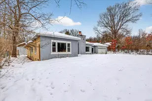 24 Bynum Dr, Battle Creek, MI 49017 - Photo 3