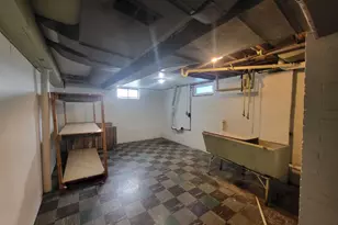 2302 Maplewood Ave, Lansing, MI 48910 - Photo 13