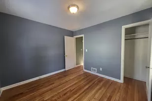 2302 Maplewood Ave, Lansing, MI 48910 - Photo 9