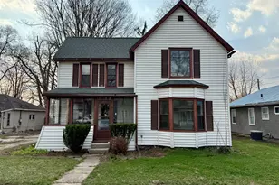 127 N Pleasant St, Watervliet, MI 49098 - Photo 23