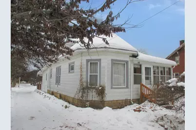 110 Vine Street, Gobles, MI 49055 - Photo 3