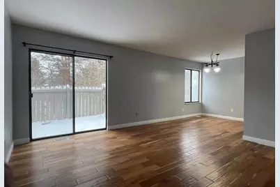 3005 Chapshire Drive SE, Grand Rapids, MI 49546 - Photo 3