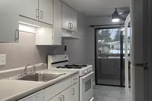 3005 Chapshire Dr SE, Grand Rapids, MI 49546 - Photo 5